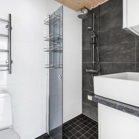 Wehost Peaceful 1-bedroom Unit Close To Metro And With A Park-view @wehost Lahnaruohontie 公寓 *