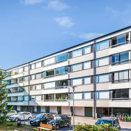 Wehost Peaceful 1-bedroom Unit Close To Metro And With A Park-view @wehost Lahnaruohontie Helsinky